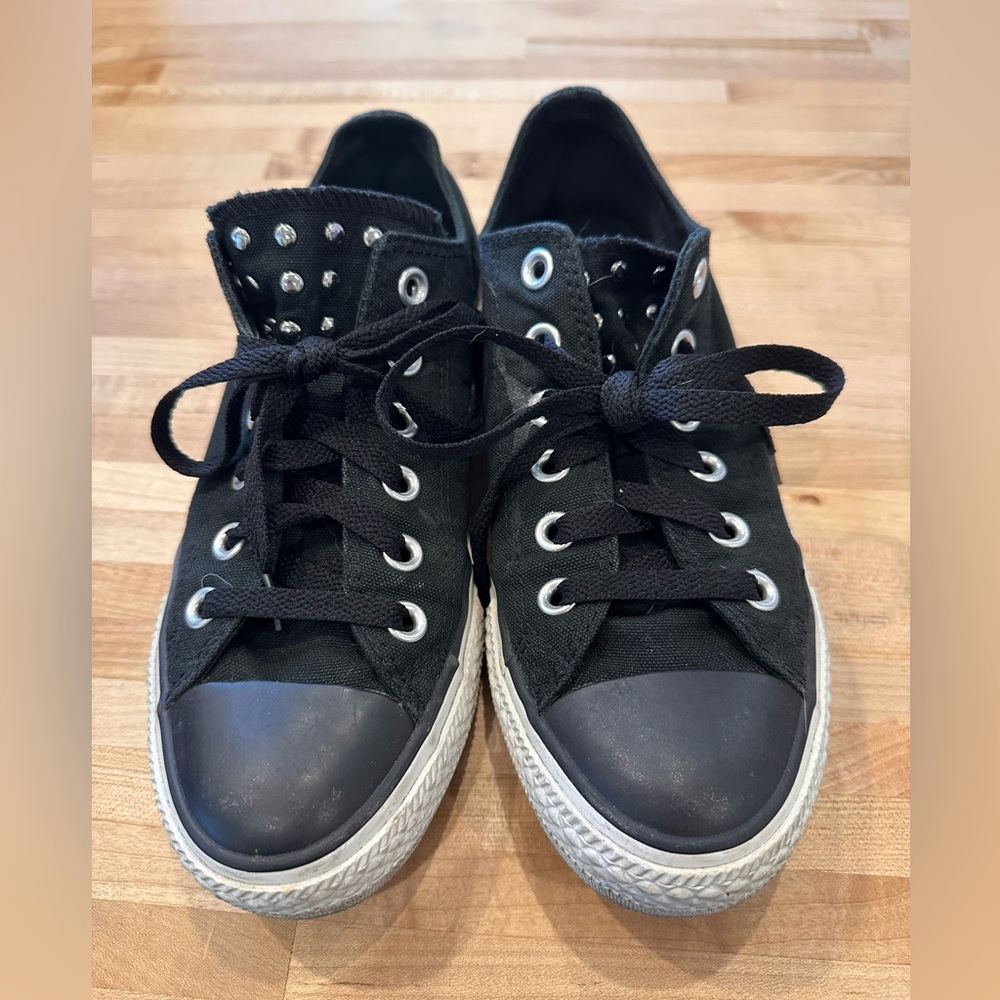 Converse Chuck Taylor studded double tongue black ox size 7 very good!